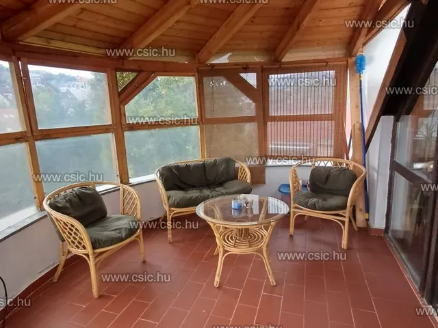 Eladó lakás Budapest II. kerület, Szemlőhegy 103 nm