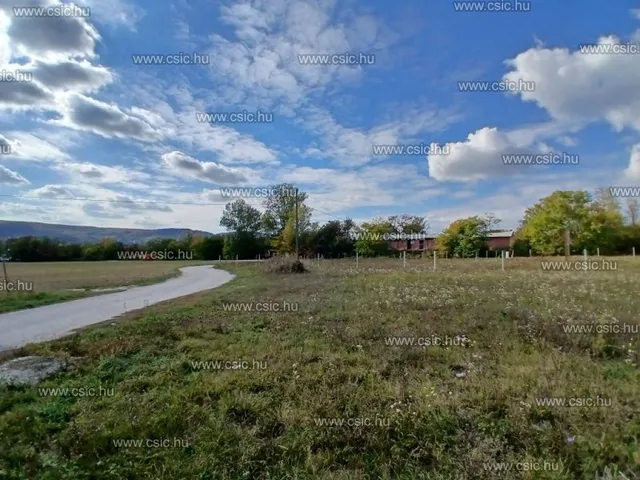 Eladó telek Pilisvörösvár 1508 nm