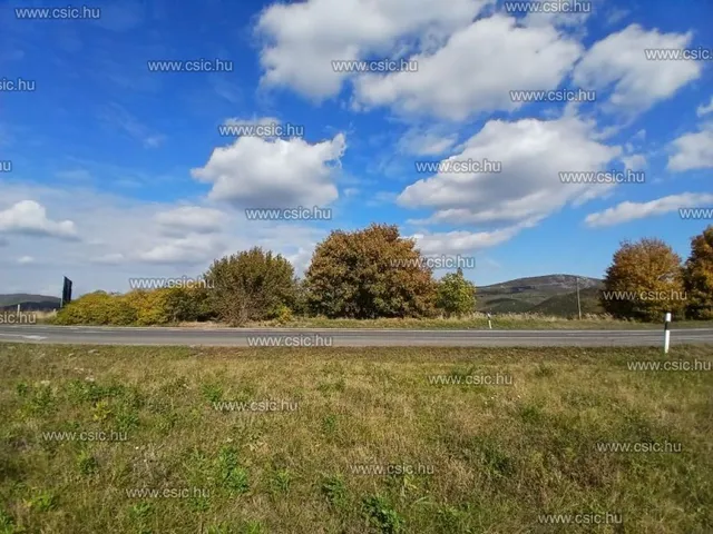 Eladó telek Pilisvörösvár 1508 nm