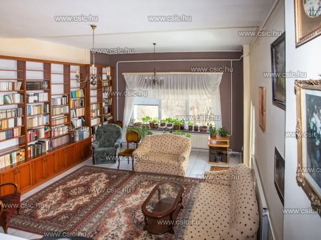 Eladó ház Pilisszántó 250 nm