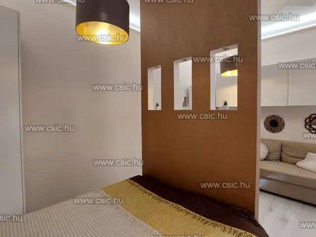 Eladó lakás Budapest I. kerület, Váralja 30 nm