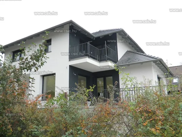 Eladó ház Szentendre 175 nm