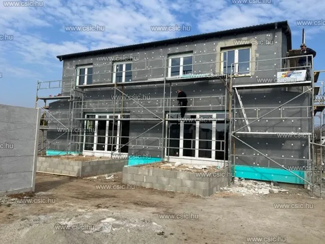 Eladó ház Budapest XVIII. kerület, Almáskert 121 nm