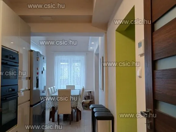 Eladó ház Dunakeszi 170 nm