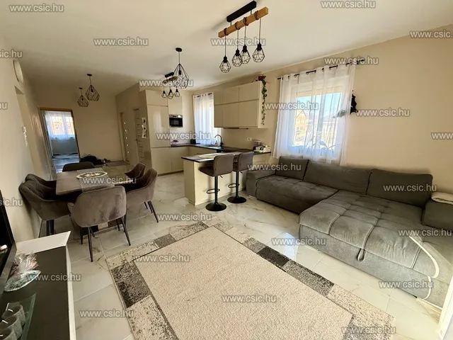 Eladó ház Isaszeg 97 nm