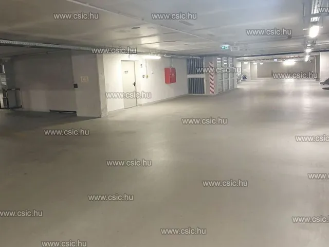 Eladó garázs Budapest XIII. kerület, Angyalföld 12 nm