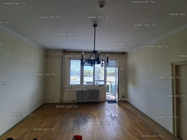 Eladó lakás Budapest II. kerület, Újlak  76 nm