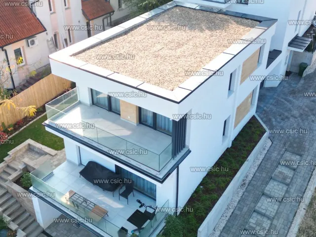 Eladó ház Budapest III. kerület, Aranyhegy 157 nm