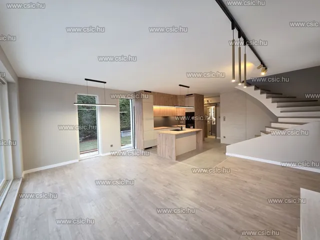 Eladó ház Budapest III. kerület, Aranyhegy 157 nm