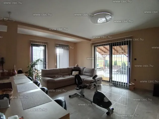 Eladó ház Mogyoród 134 nm