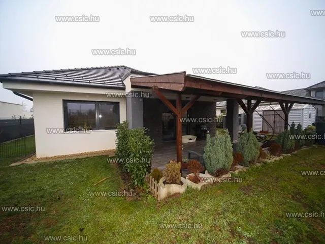 Eladó ház Mogyoród 134 nm