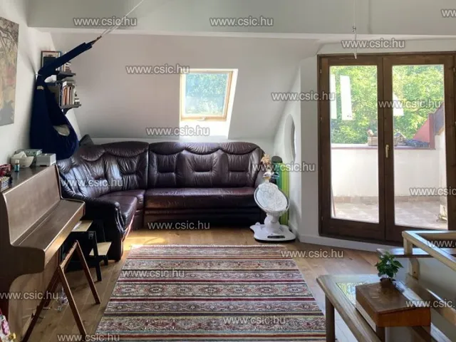 Eladó lakás Solymár 104 nm