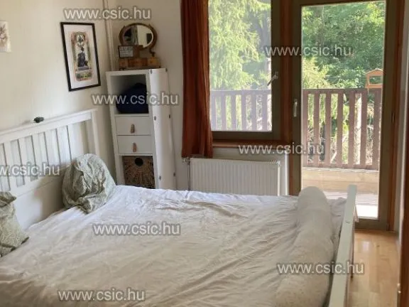 Eladó lakás Solymár 104 nm