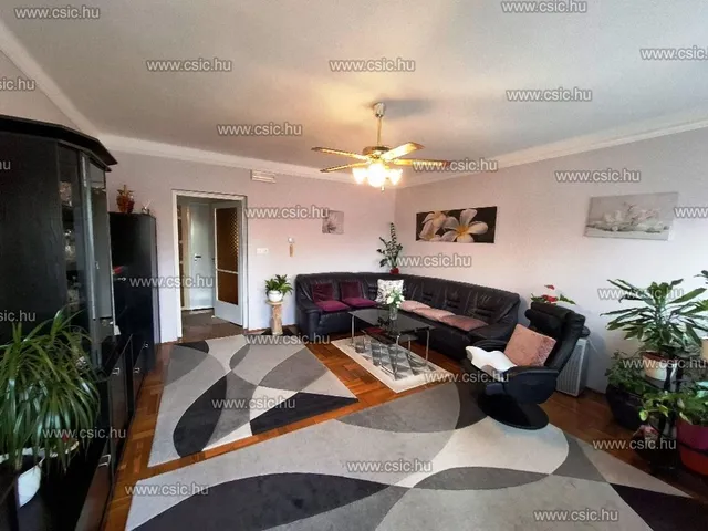 Eladó lakás Pomáz 76 nm