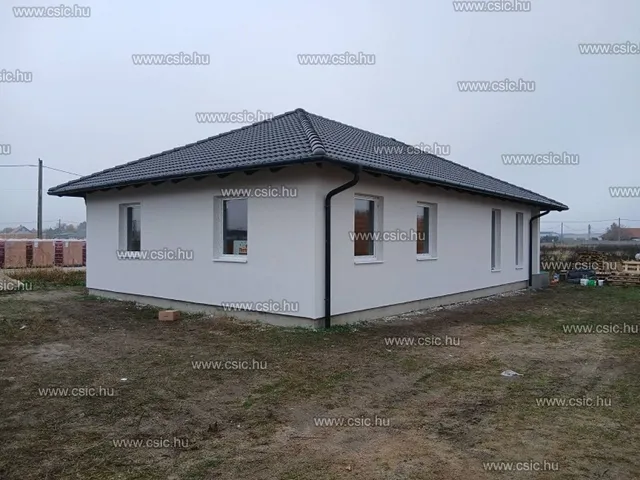 Eladó ház Áporka 88 nm