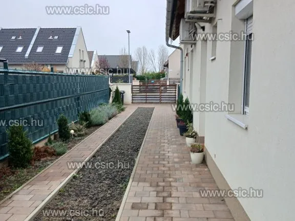 Eladó ház Vác 98 nm