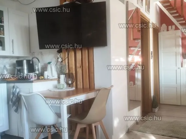 Eladó ház Leányfalu 52 nm