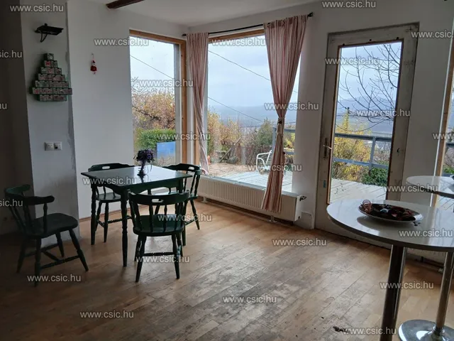 Eladó ház Szentendre 88 nm