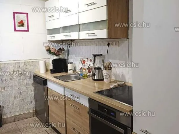 Eladó ház Budapest IV. kerület 77 nm