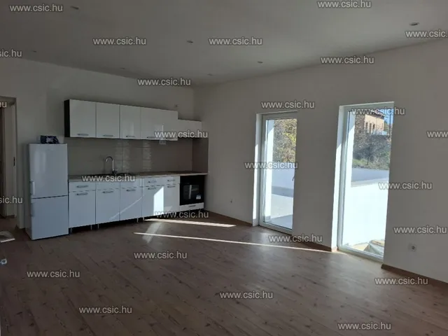 Eladó ház Pomáz 125 nm