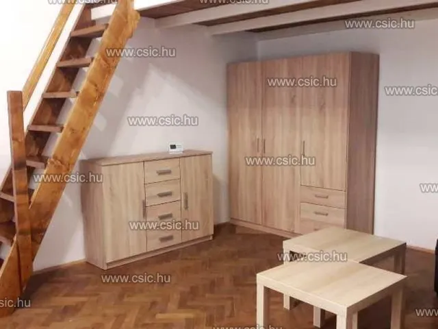 Eladó lakás Budapest VIII. kerület, Corvin negyed 35 nm