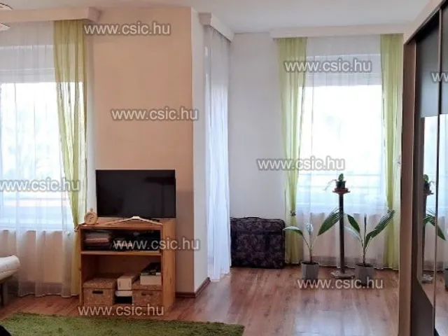 Eladó lakás Budapest IV. kerület, Újpest központ 35 nm
