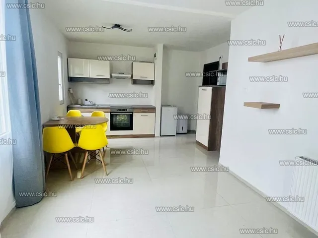 Eladó ház Dunakeszi 110 nm