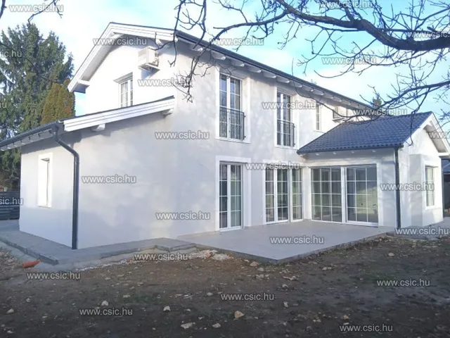 Eladó ház Nagykovácsi 205 nm