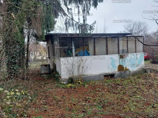 Eladó telek Törökbálint 540 nm