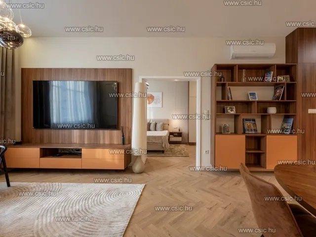 Eladó lakás Budapest II. kerület, Országút 90 nm