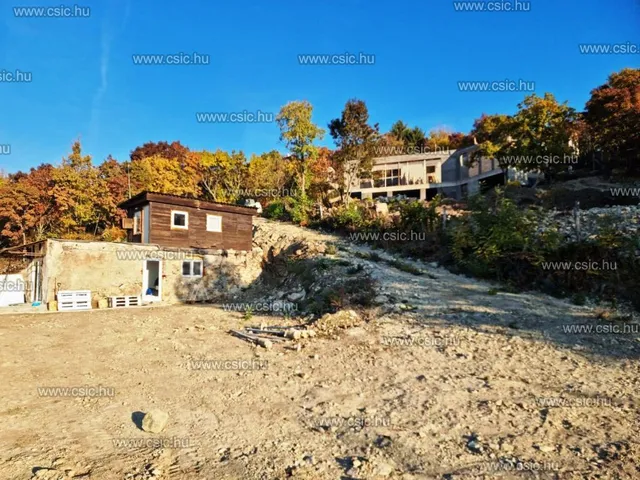 Eladó ház Szentendre 30 nm