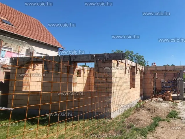 Eladó ház Taksony 102 nm