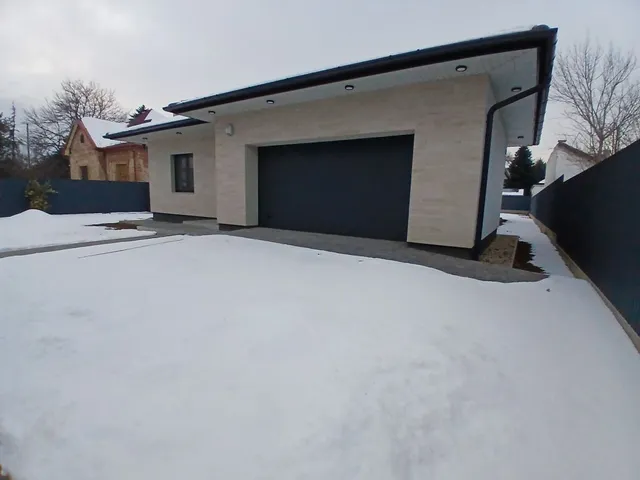 Eladó ház Budapest XVII. kerület, Rákoshegy 218 nm