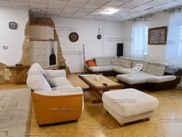 Eladó ház Pilisszentkereszt 220 nm