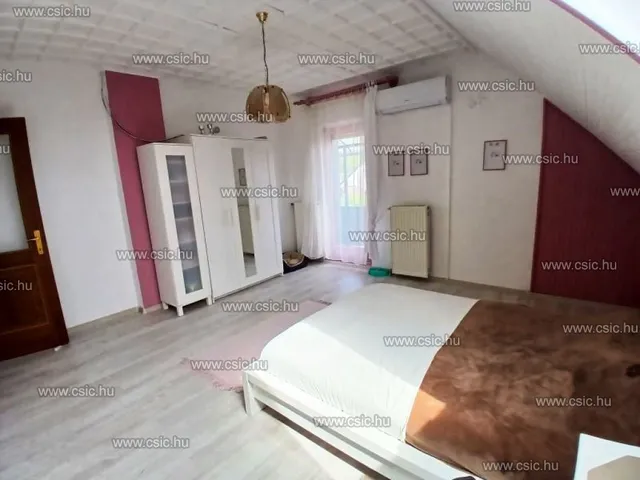 Eladó ház Pilisszentkereszt 220 nm