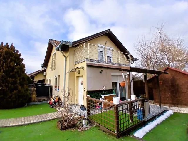 Eladó ház Gyömrő 87 nm