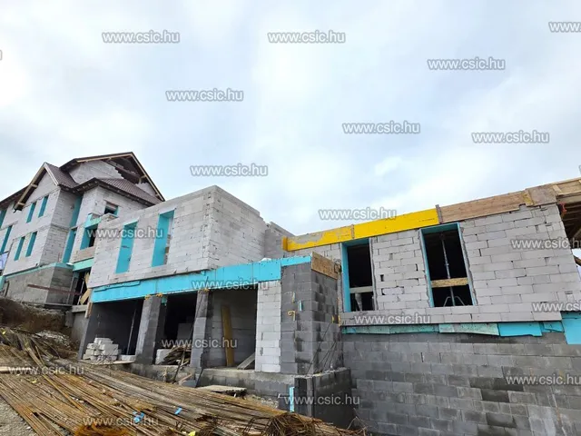 Eladó lakás Solymár 28 nm