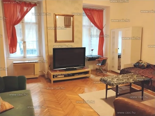 Eladó lakás Budapest II. kerület, Országút 65 nm