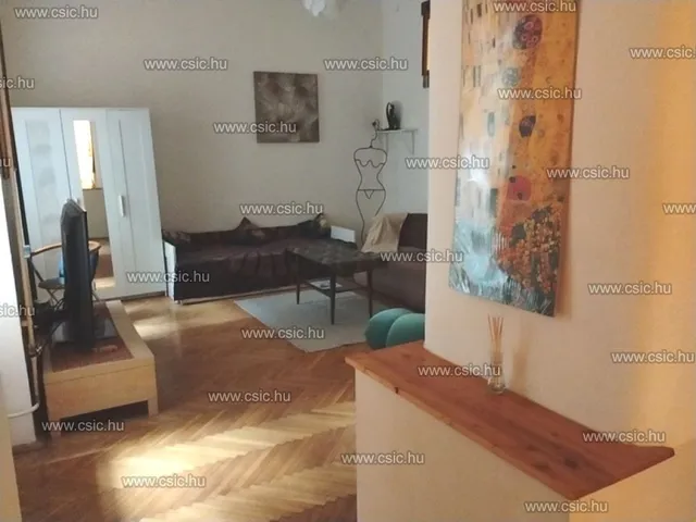 Eladó lakás Budapest II. kerület, Országút 65 nm