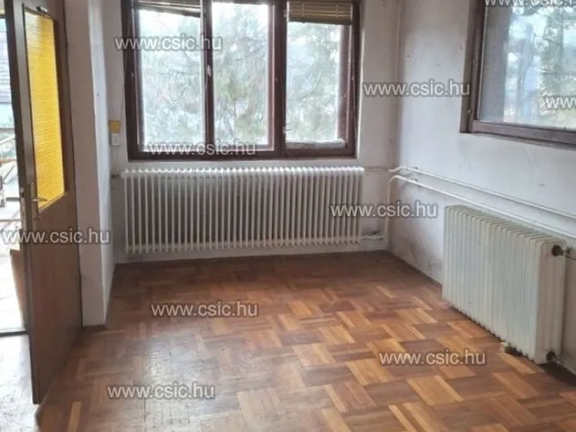 Eladó ház Budapest III. kerület, Csillaghegy 127 nm