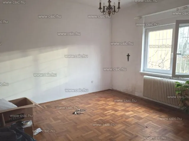 Eladó ház Budapest III. kerület, Csillaghegy 127 nm