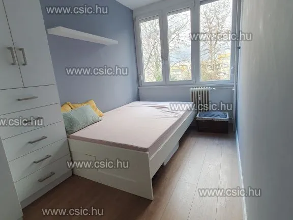 Eladó lakás Budapest II. kerület, Zöldmál 60 nm