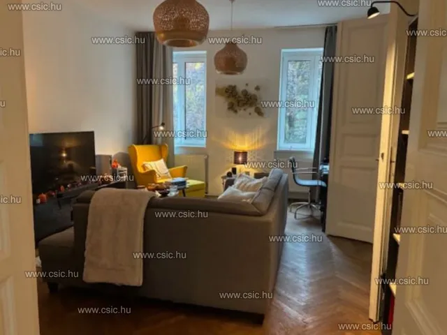 Eladó lakás Budapest I. kerület 82 nm