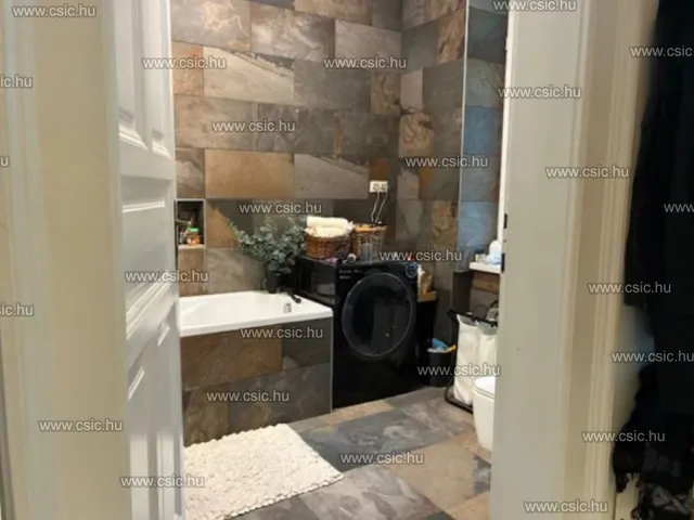 Eladó lakás Budapest I. kerület, Váralja 82 nm