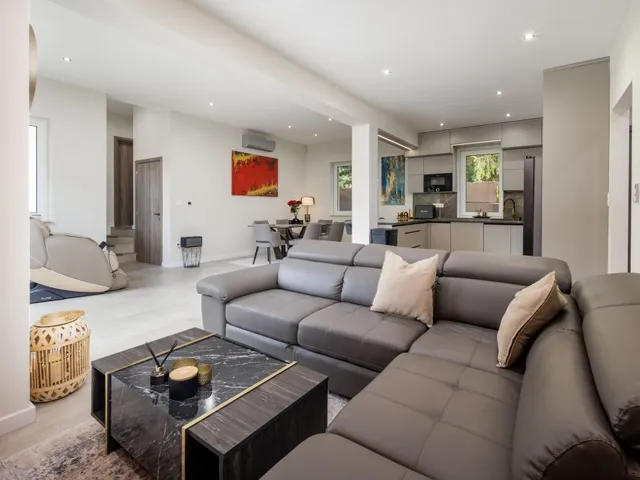 Eladó ház Budapest XVII. kerület, Rákoskert 230 nm