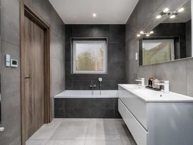 Eladó ház Budapest XVII. kerület, Rákoskert 230 nm