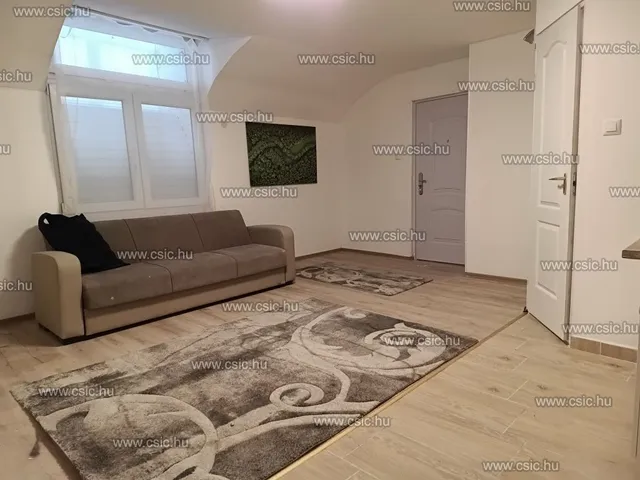 Eladó lakás Budapest VIII. kerület, Tisztviselőtelep 31 nm