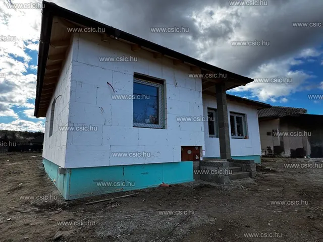 Eladó ház Erdőkertes 100 nm