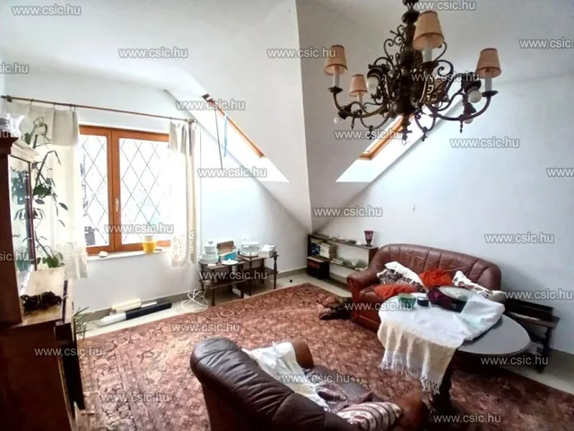 Eladó ház Budapest III. kerület, Mátyáshegy 150 nm