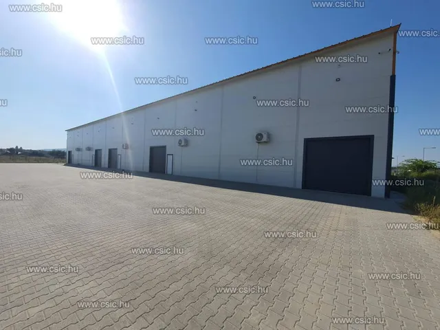 Eladó ház Vác 1345 nm